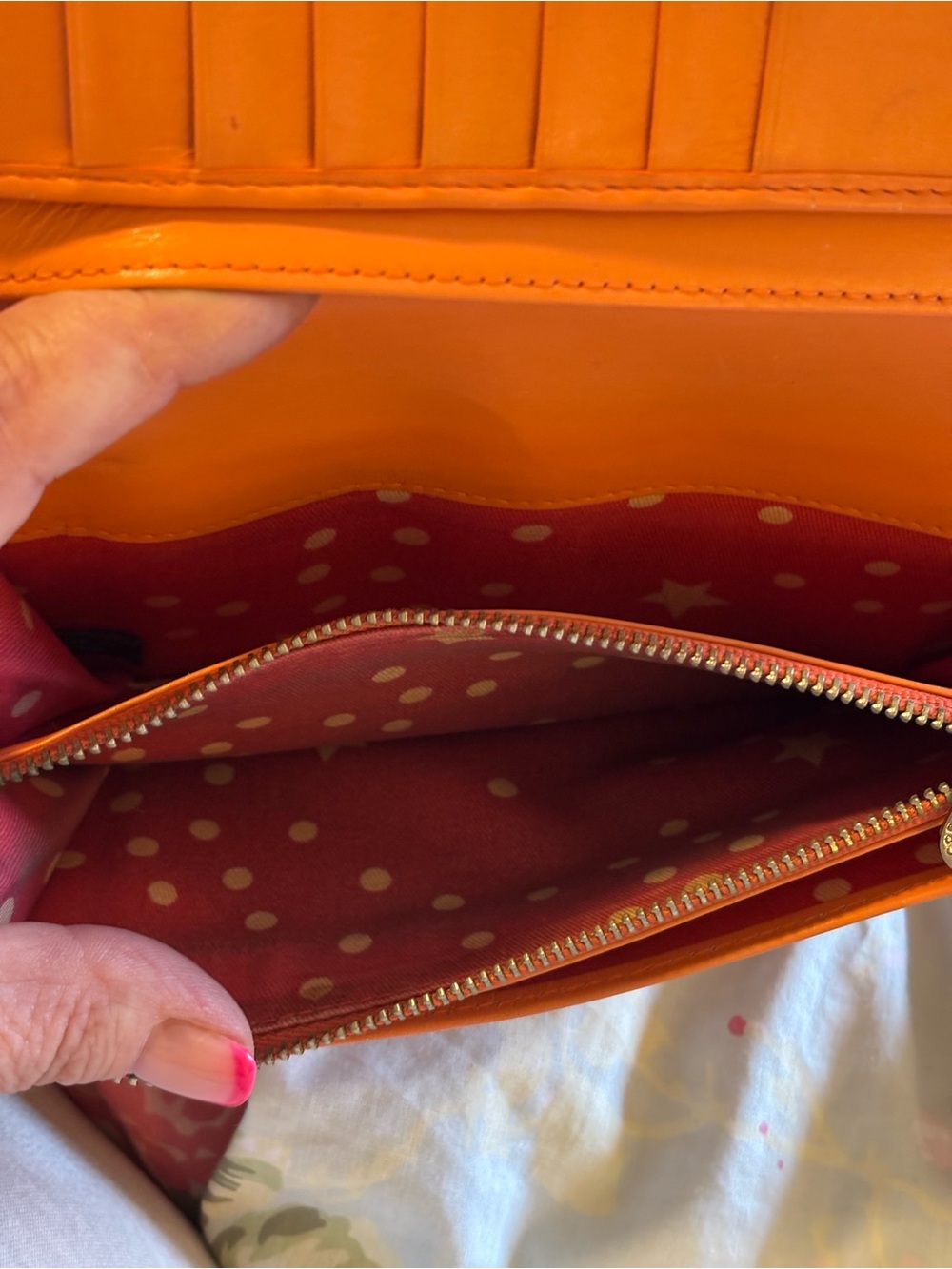 Marc Jacobs Orange Patent Leather Turnlock Envelope Slim Wallet - Picture 7 of 7